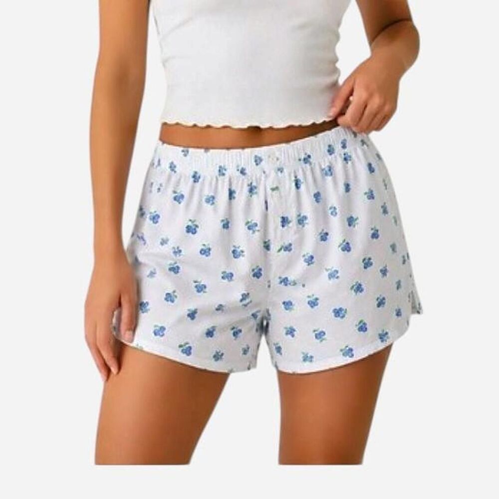 Colsie Women's White and Blue Shorts